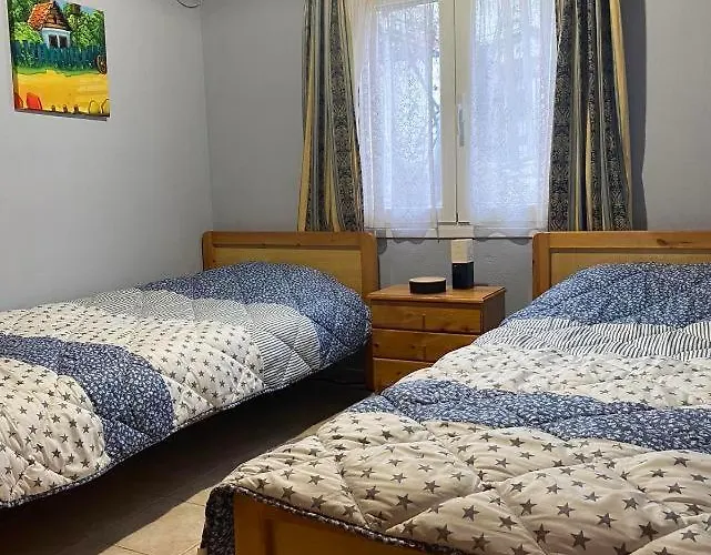 Case de vacanță Reni *